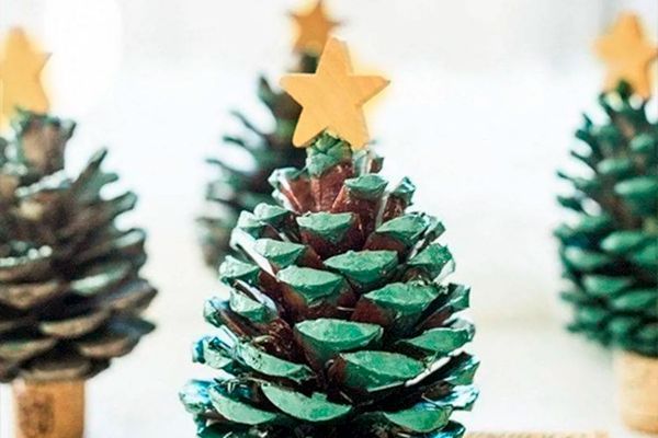  17 de diciembre de 2023: ¡crea tus propios adornos navideños sostenibles!