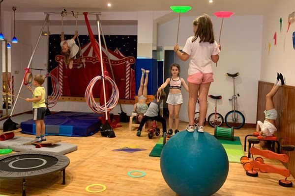 colonias de verano de circo en Getxo