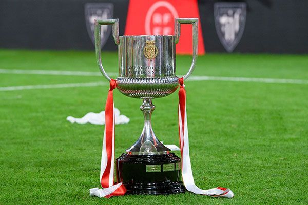  ¿Hasta cuándo me puedo sacar una foto con la Copa del Athletic en San Mamés? Se amplía el plazo