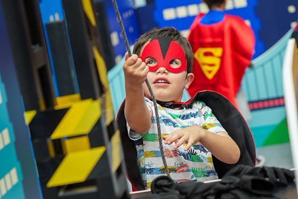  Academia de superhéroes en Artea: ¡pon a prueba tus habilidades de superhéroe!