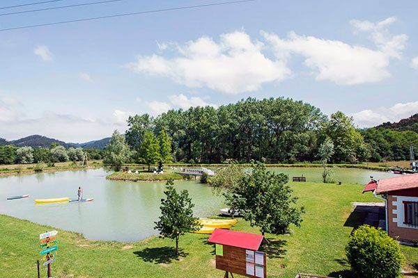  Wakepark: actividades acuáticas y restaurante para toda la familia muy cerca de Bilbao