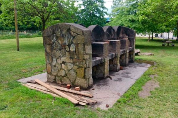  Sitios para hacer barbacoa en Bilbao: nuevas zonas de parrillas para disfrutar de un plan familiar genial
