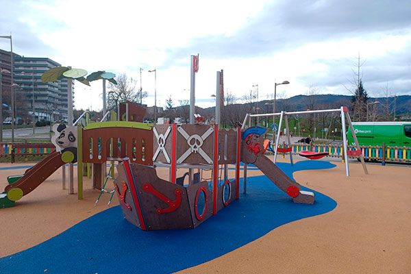  Nuevo parque de juegos infantiles de Zurbaran en Bilbao