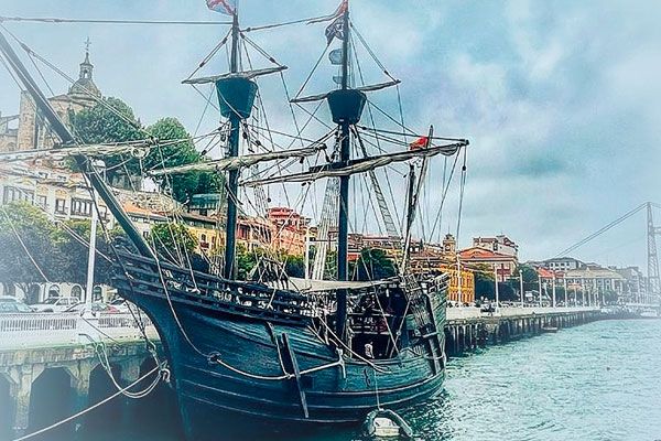  Portugalete revive la expedición de Elcano 500 años después con un pasacalles teatralizado