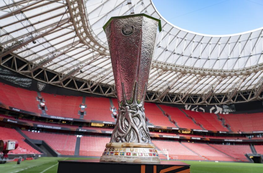  ¡Fotografíate con el trofeo de la UEFA Europa League en San Mamés!