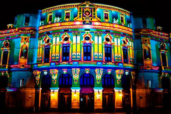 Espectáculos de luces gratis en Bilbao Gau Zuria